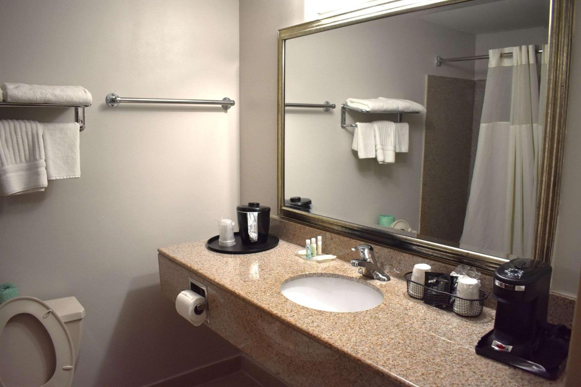 Quality Inn Vineland Exterior foto